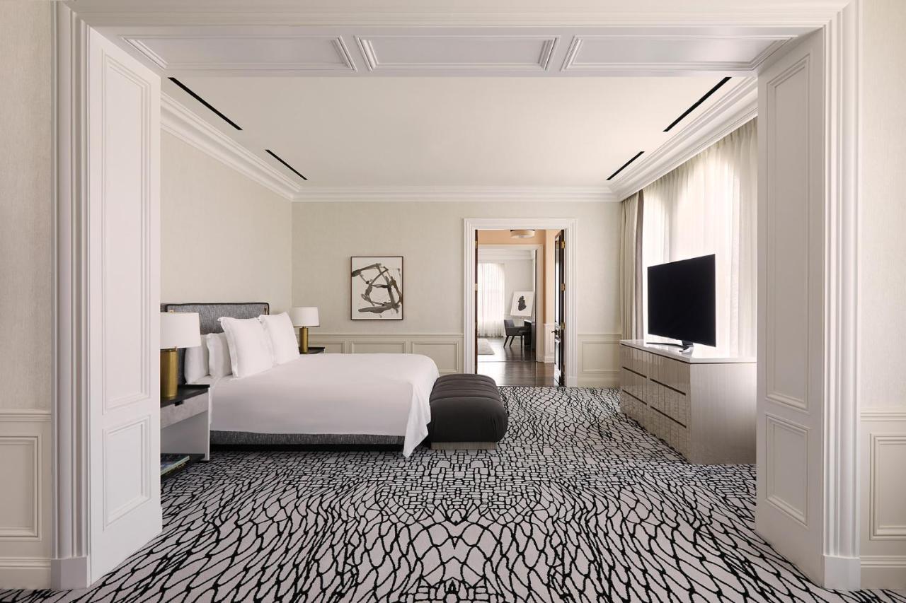 Beverly Wilshire, A Four Seasons Hotel 5*